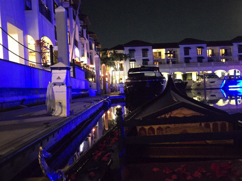 La Gondola-那不勒斯必去景点