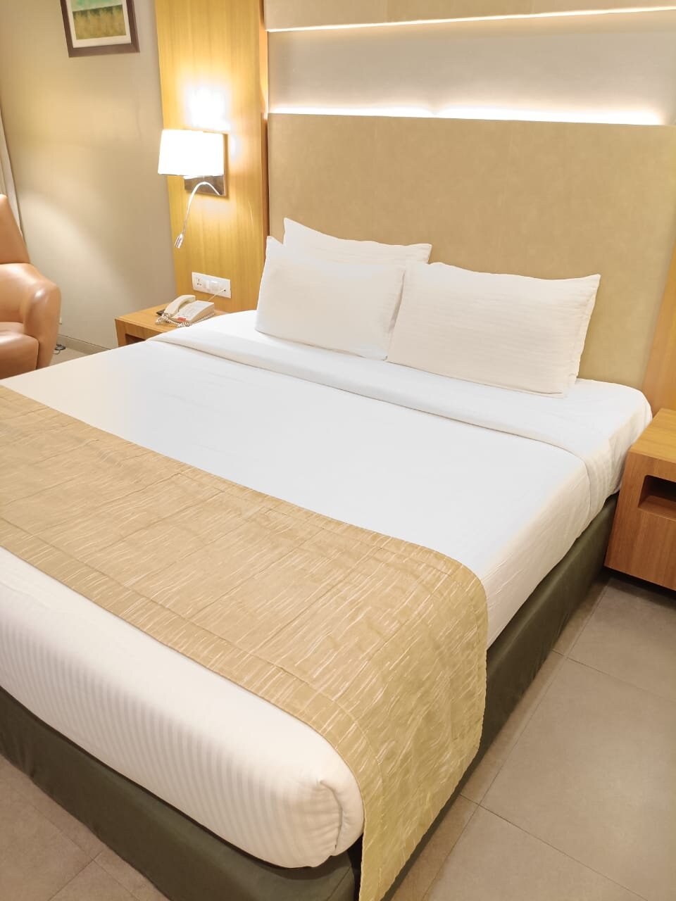 Royal Orchid Central-官方