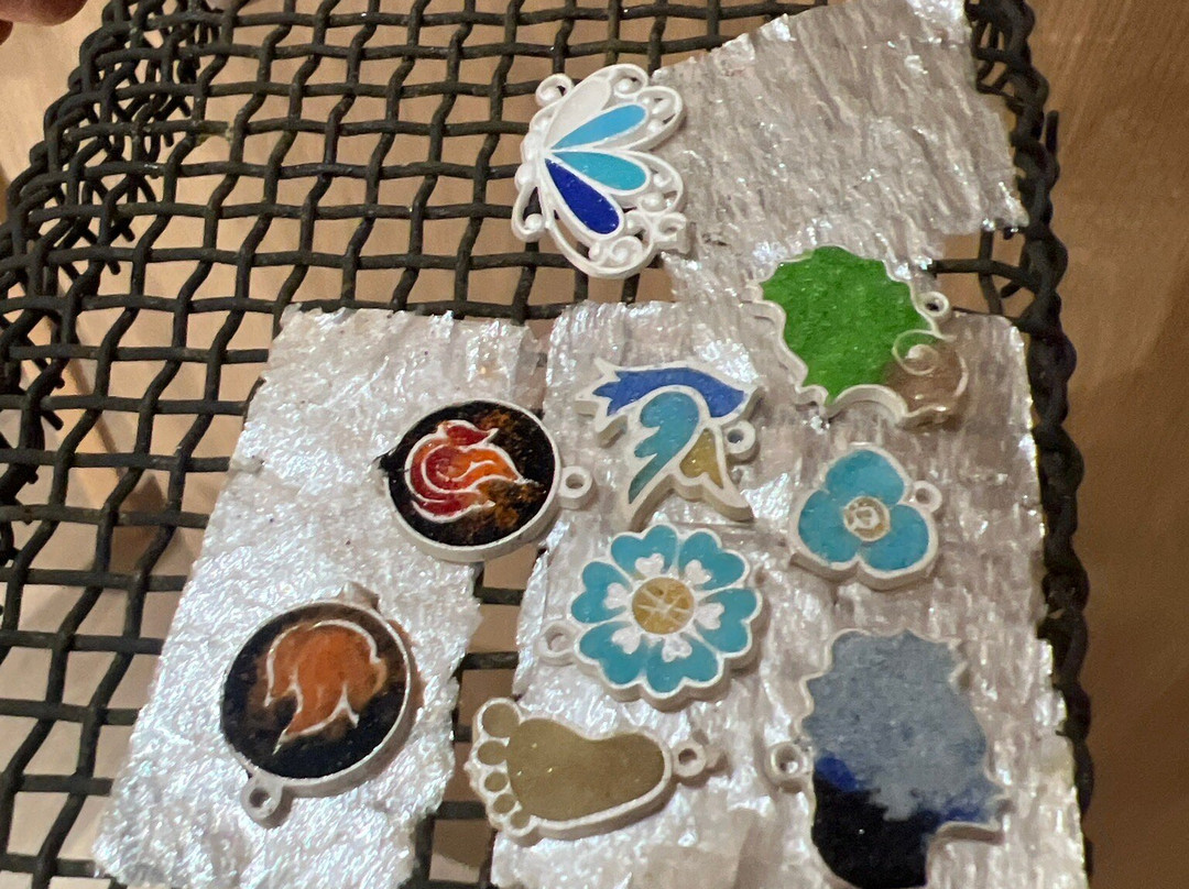 Ikorta Enamel Jewelry Studio-Tserovani必去景点