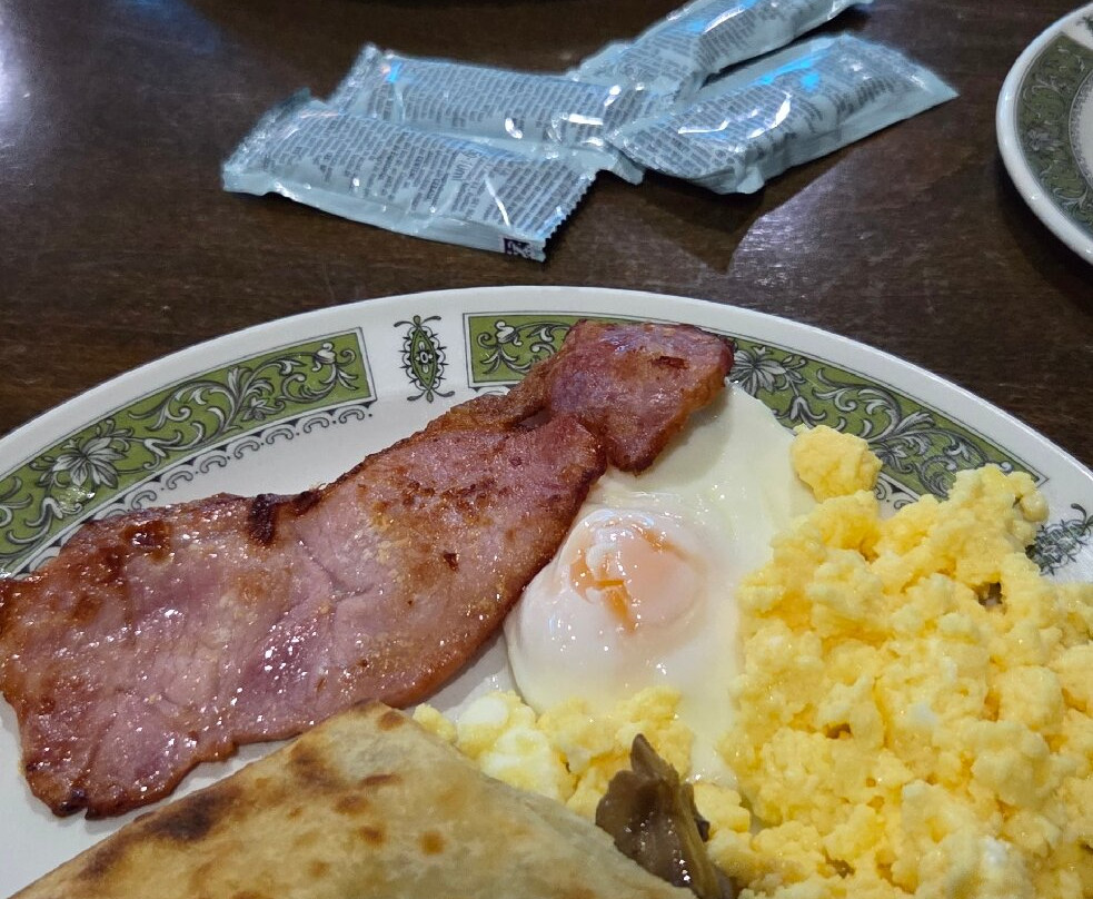 Caledonian Hotel主图