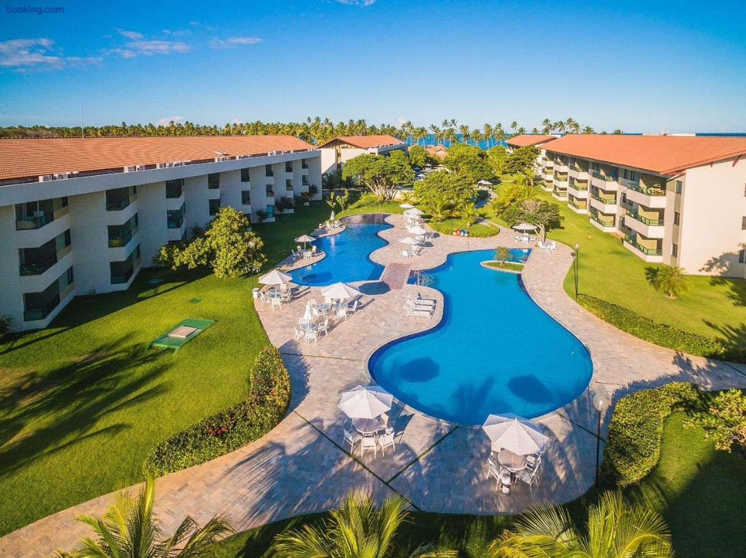 Carneiros Beach Resort by CTA