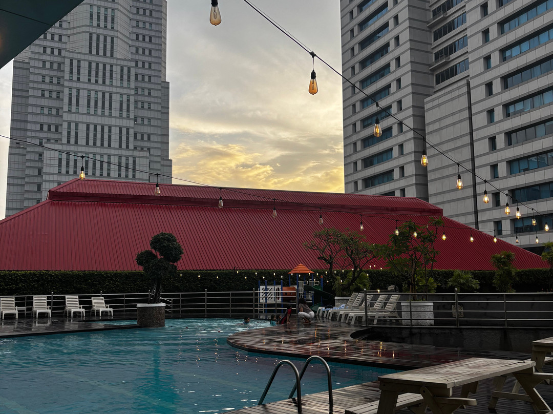 毕达咖拉酒店主图