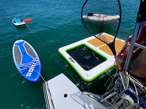 Sunrise Sailing Charters Gold Coast-梅因海滩必去景点