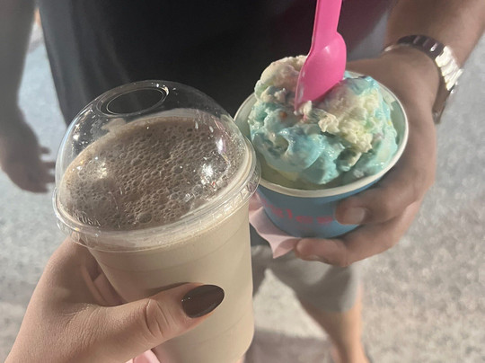 The Bight Fish Fry-普罗维登西亚莱斯必去景点