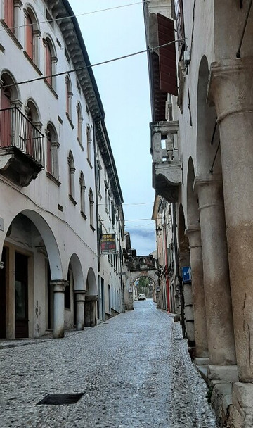 Via Martiri della Liberta-维托里奥威尼托必去景点