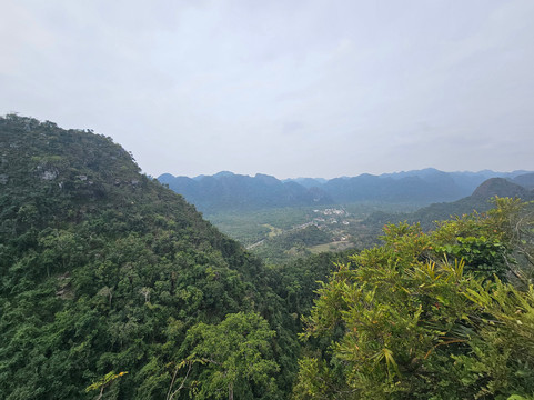 Aroma Viet Nam Travel-Cat Ba Town必去景点