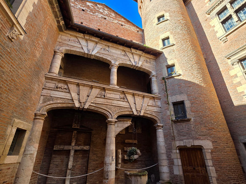 Hotel Reynes-阿尔比必去景点