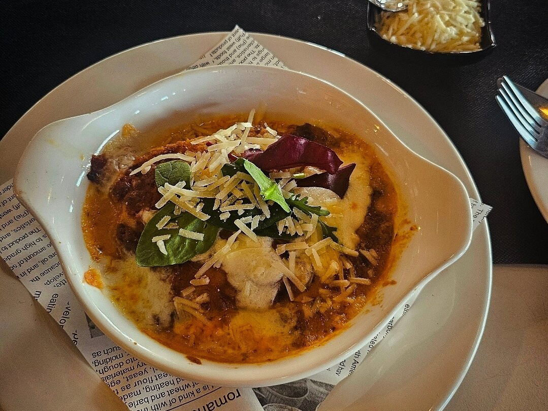 Lumar Restaurant Lounge