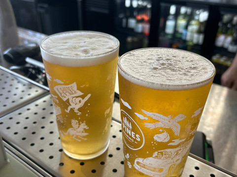 4 Pines Landers Pocket