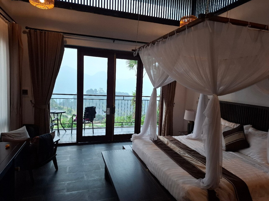 普隆博班迪休闲度假村主图