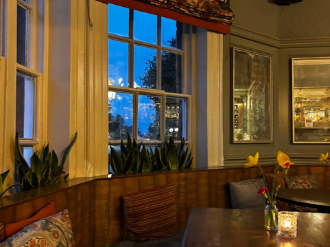 天鹅塔波雷酒店主图