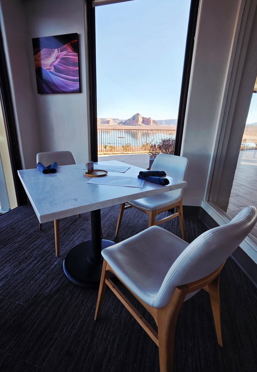 鲍威尔湖度假村-官方