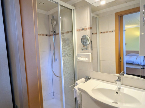 瑞莱斯德拉沙瓦斯酒店主图