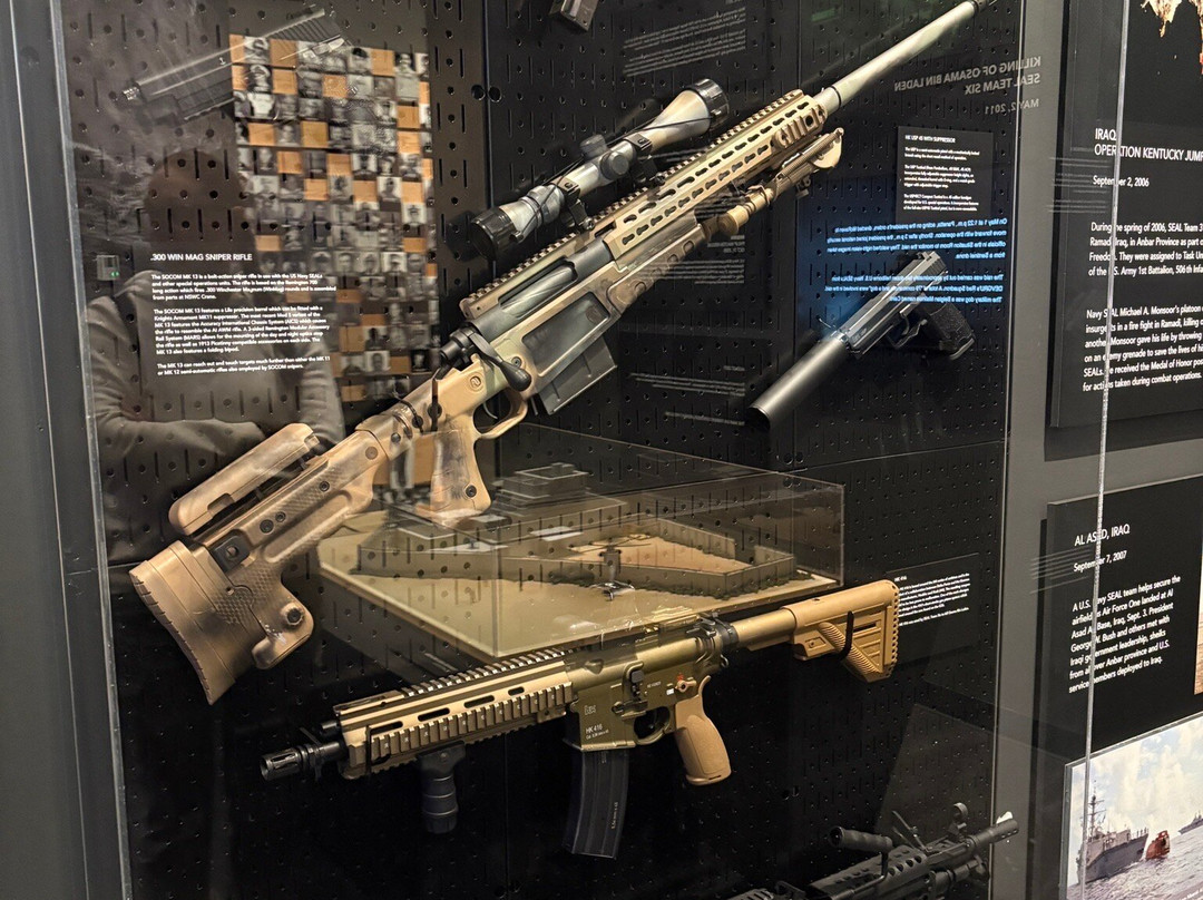 Lt Michael P. Murphy Navy Seal Museum-West Sayville必去景点