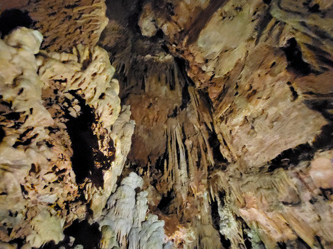 Caves of Diros-Diros必去景点