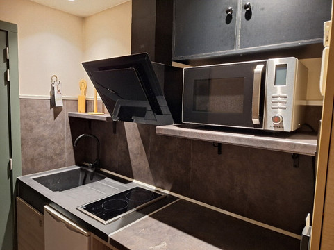 阿里斯木斯克龙酒店及公寓式酒店主图