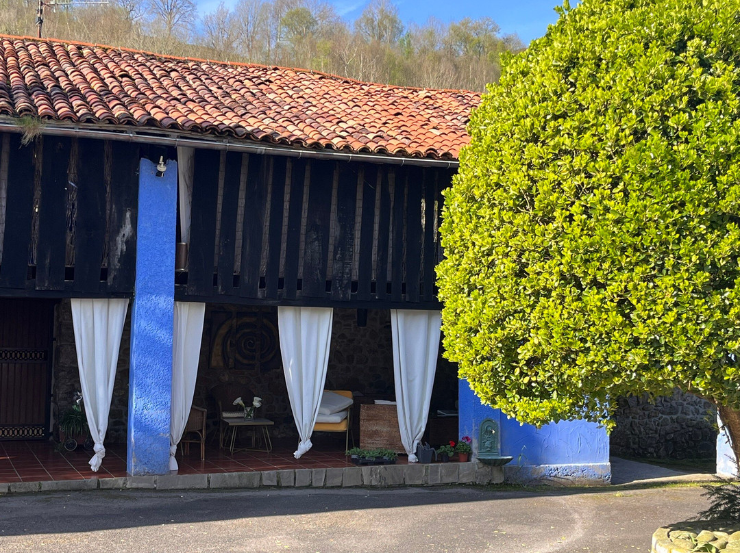 苏库瓦斯乡间酒店主图