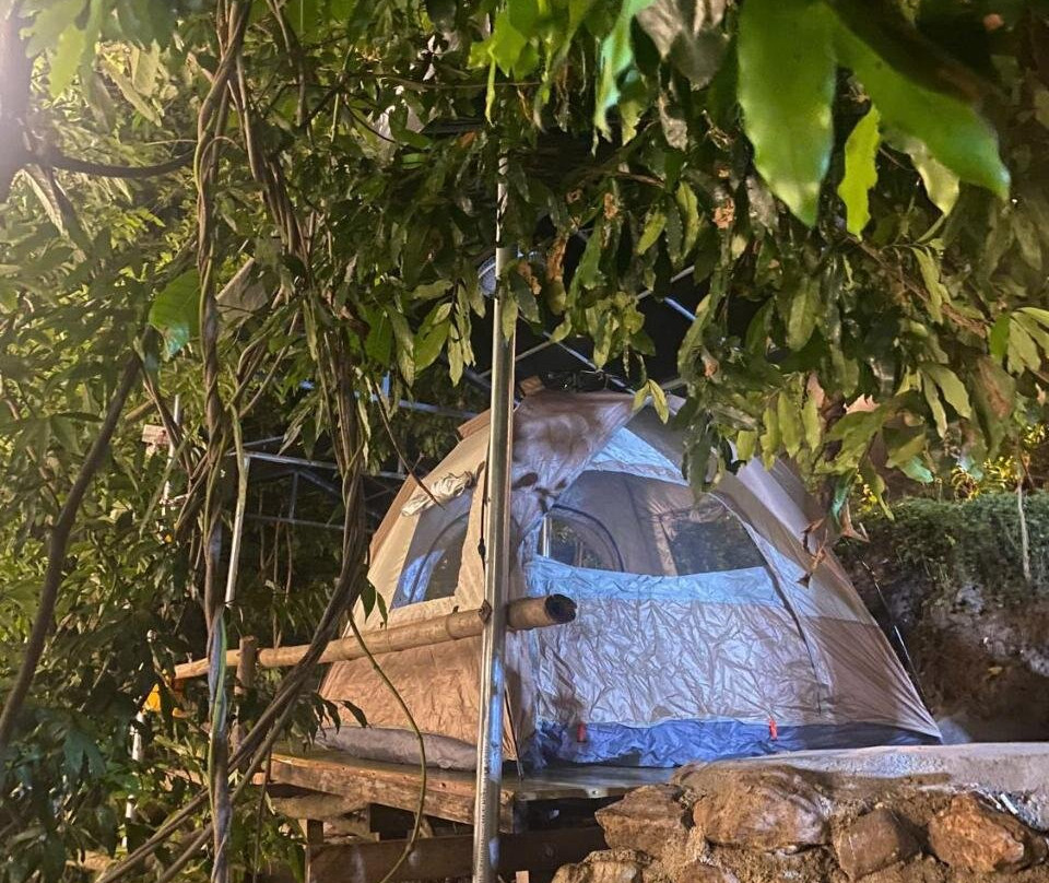 Suoi Mo Doc Tinh Glamping & Retreat