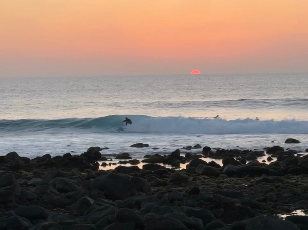 WAVE RITUALS Surf+Yoga+Massage-Caleta de Famara必去景点