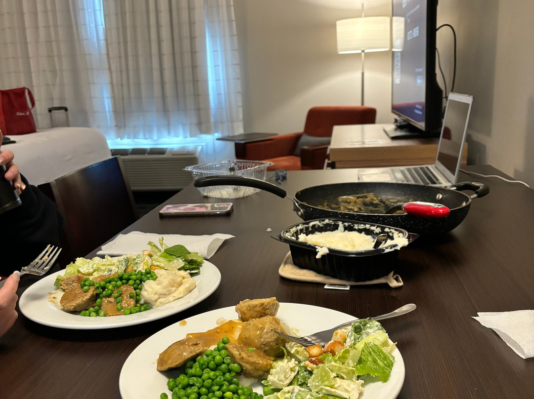 埃德蒙顿舍伍德帕克万豪TownePlace套房酒店主图