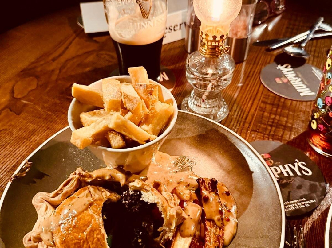 国王纹章酒店主图