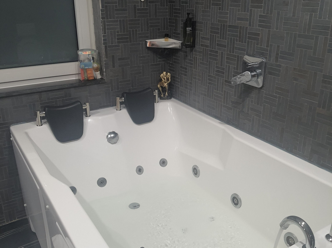 Martiness Hotel Durre主图