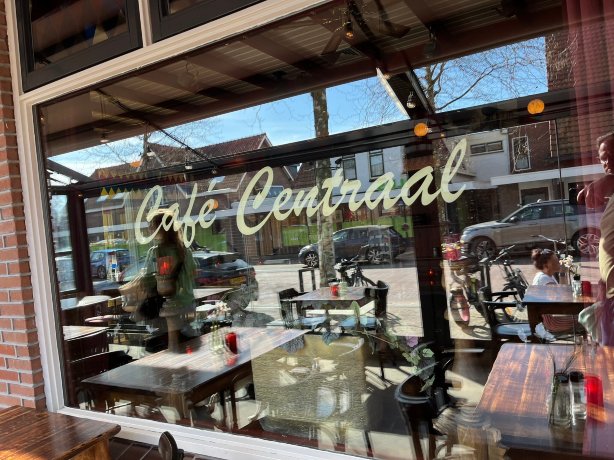 Cafe Centraal-官方