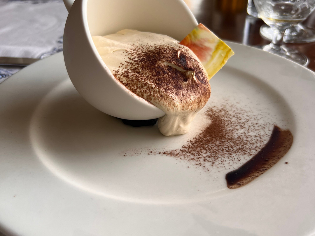 泰基湖宫酒店主图