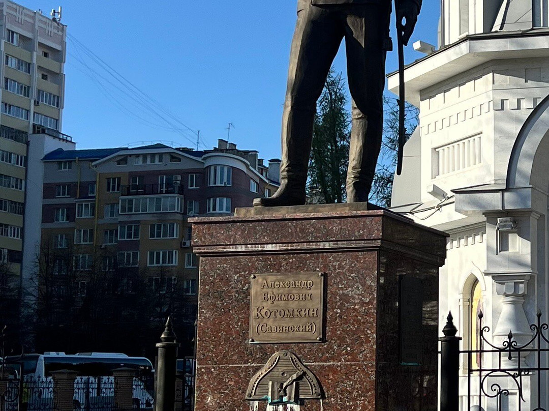 Monument to Alexandr Kotomkin-Yoshkar-Ola必去景点