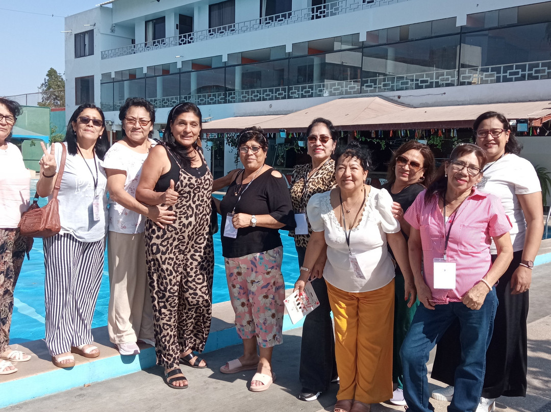 Las Poncianas Club Hotel主图