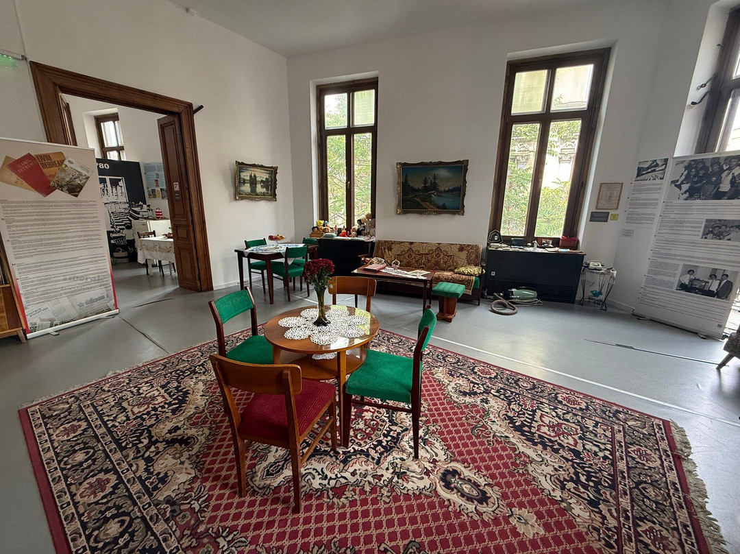 Museum of Communism Bucharest - Undeva in Comunism-布加勒斯特必去景点
