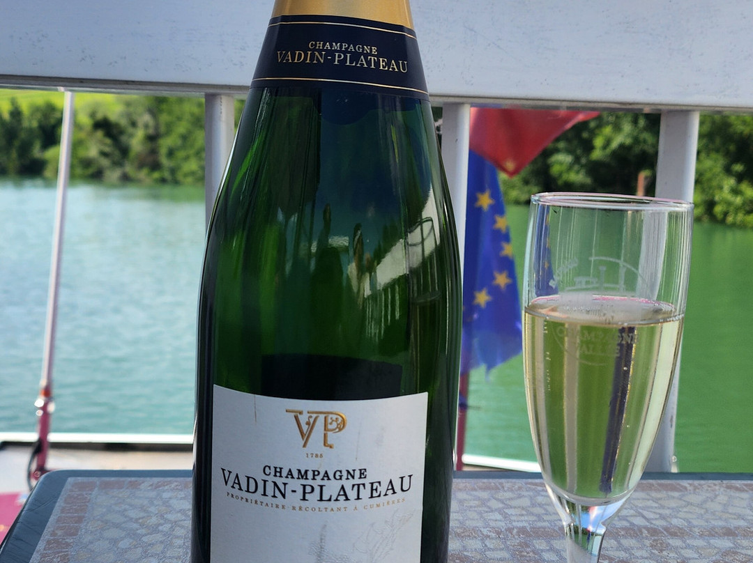 Bateau Champagne Vallee-Cumieres必去景点