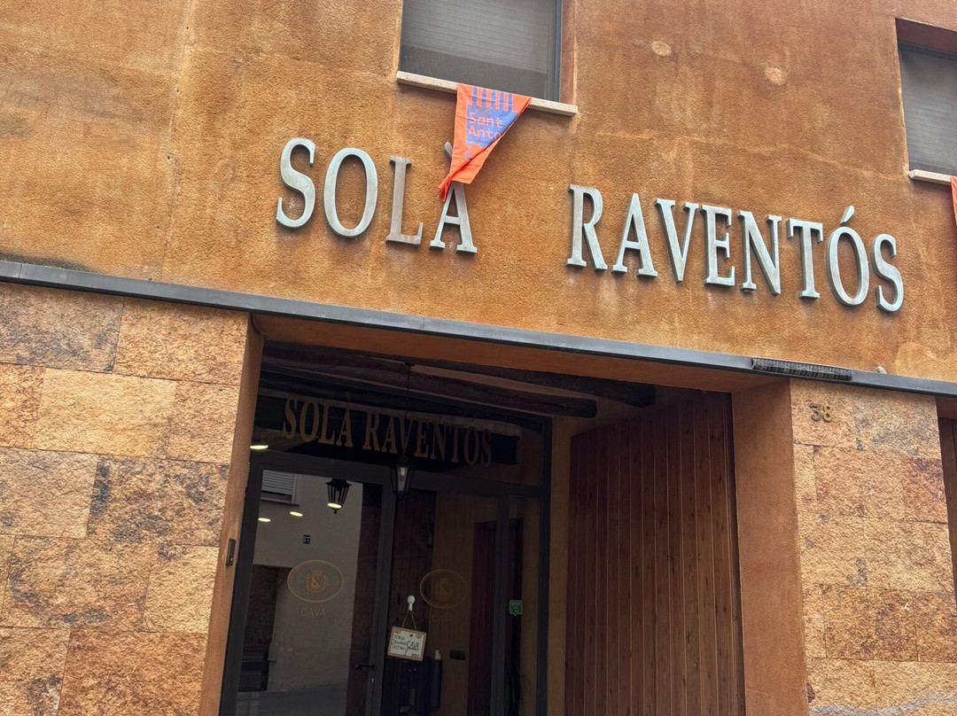 Cava Sola Raventos-桑特萨杜尔尼达诺亚必去景点