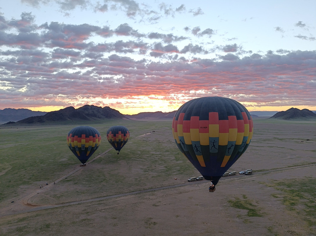 Namib Sky Balloon Safaris-赛斯瑞必去景点