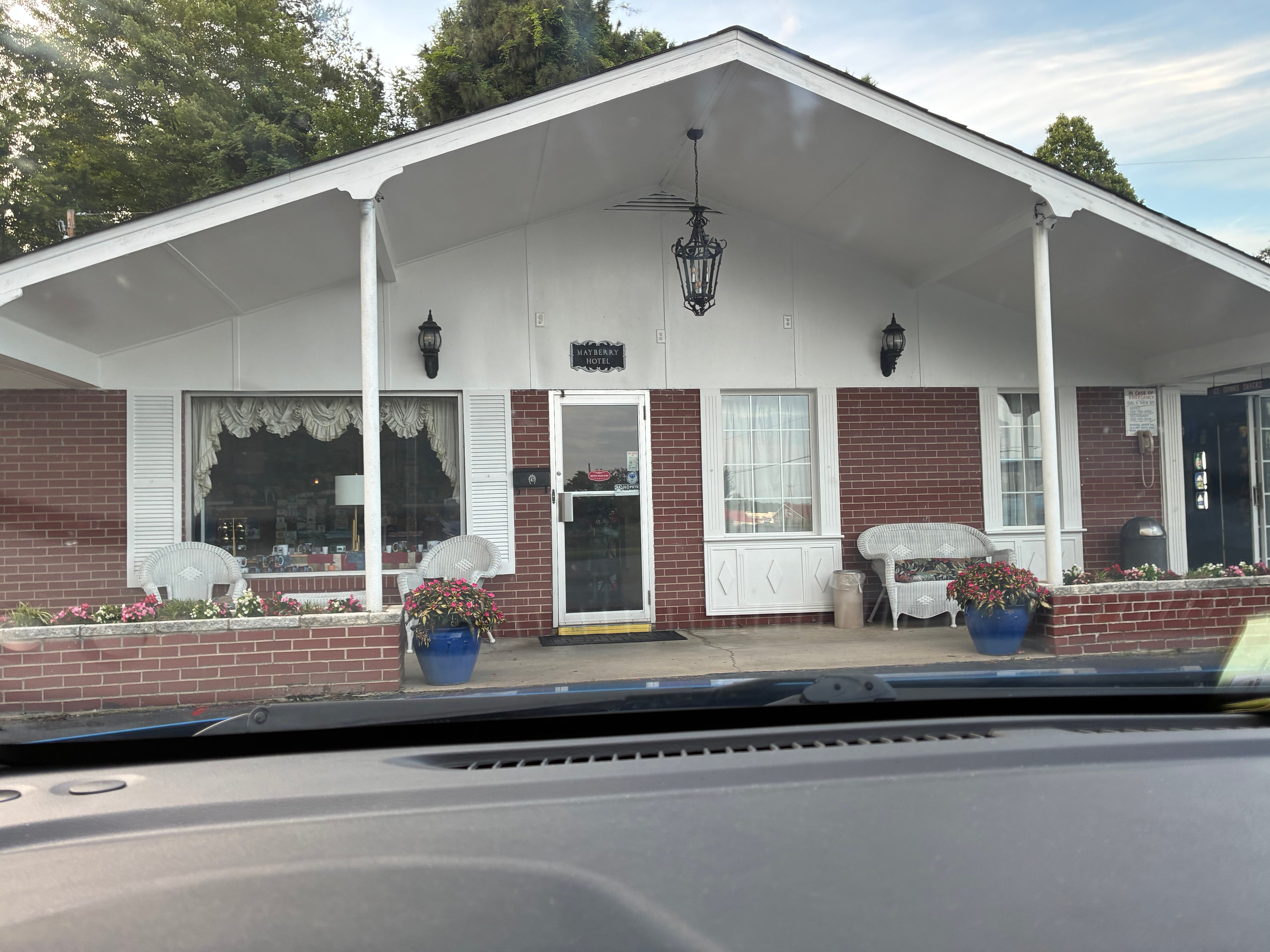 Mayberry Motor Inn-旅行者