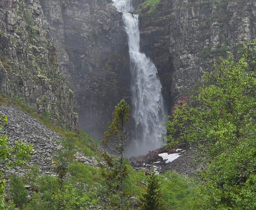 Njupeskär Vattenfall-Sarna必去景点