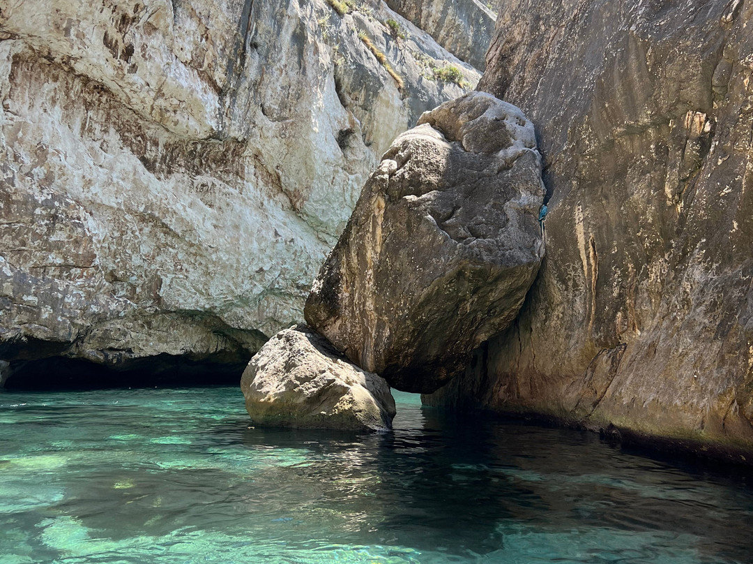 TRIPME.TODAY Boat Tour & Boat Trips Vlore-夫罗勒必去景点