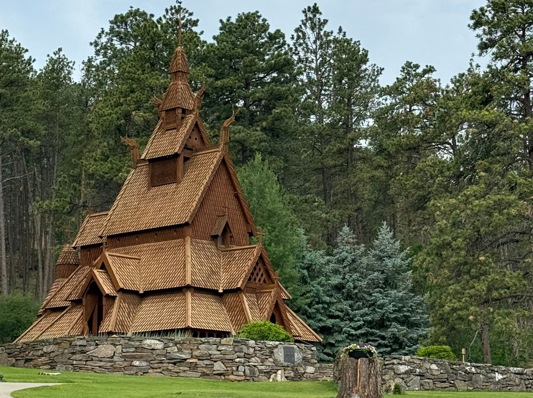 Chapel in the Hills-拉皮德城必去景点