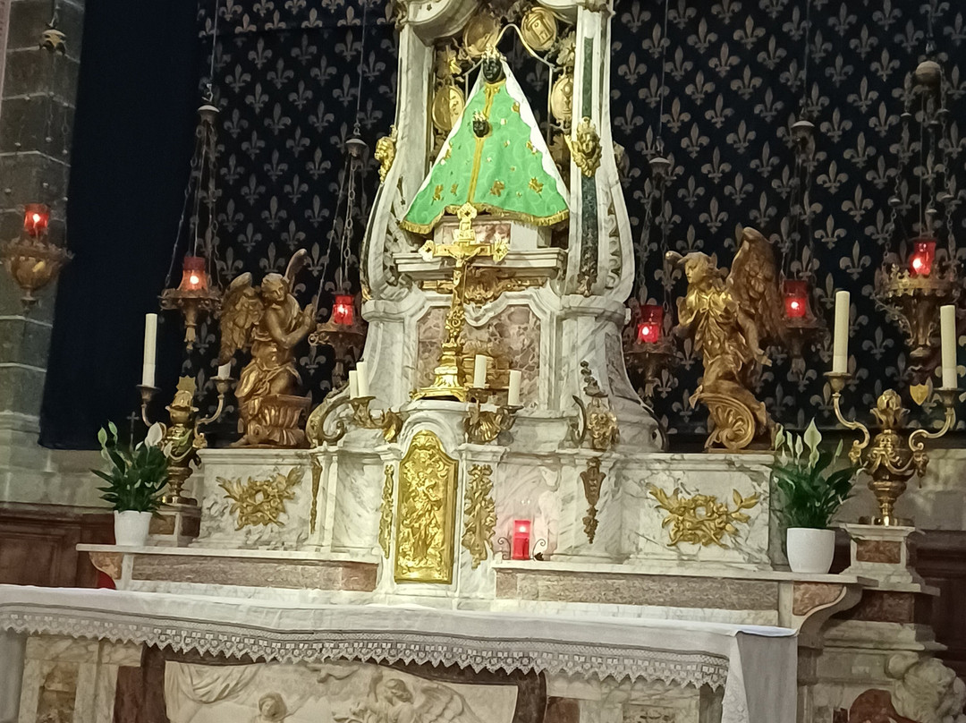 Cathédrale Notre-Dame-勒皮必去景点