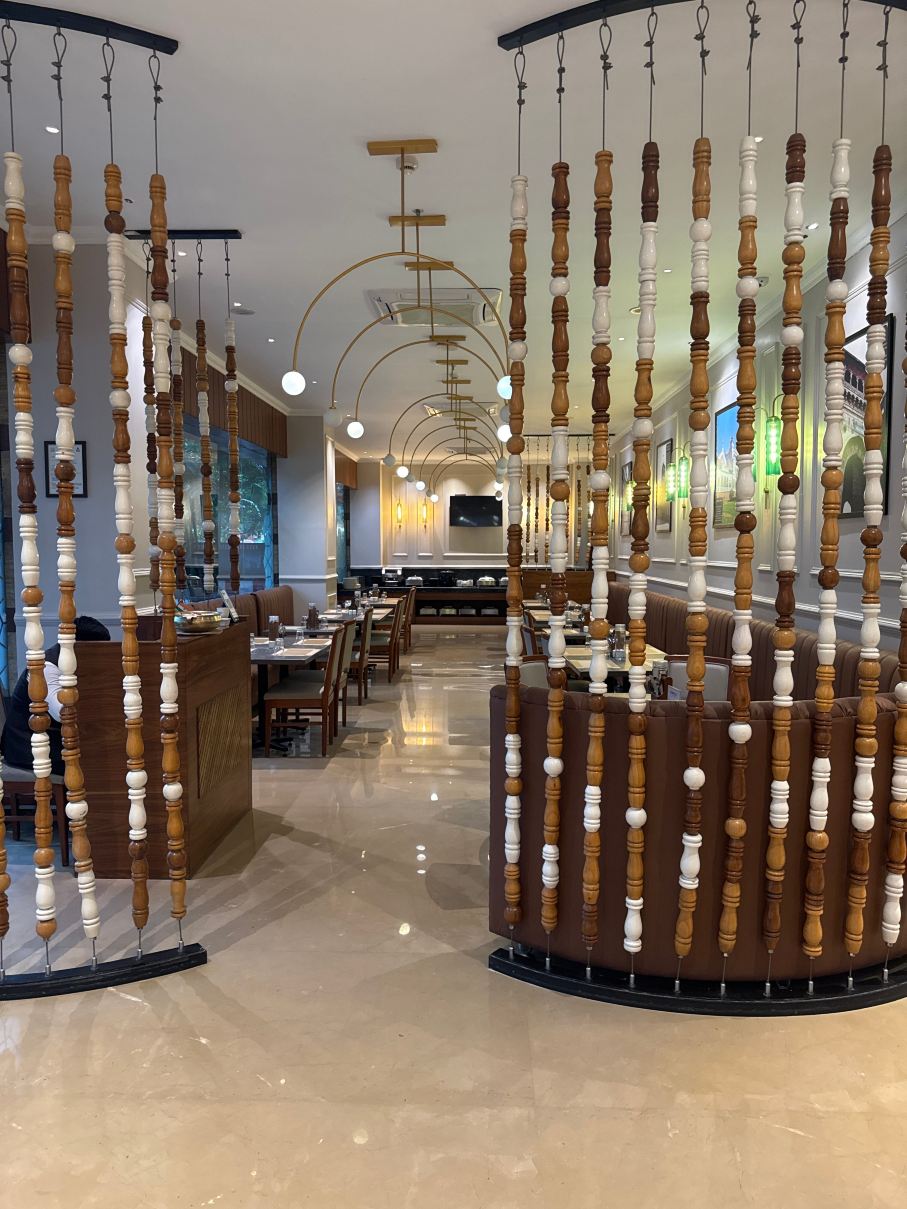 浦那维曼纳加尔7苹果酒店-旅行者