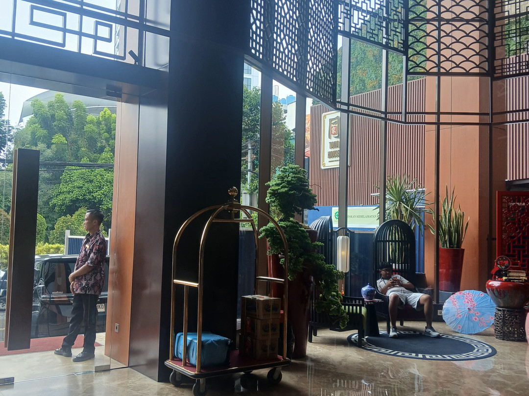 雅加达门腾阿什利唐酒店主图