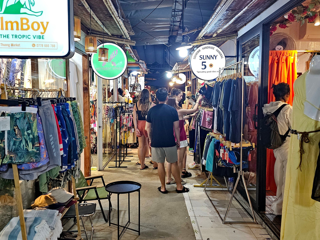 Khu Phố Du Lịch An Thượng-岘港必去景点