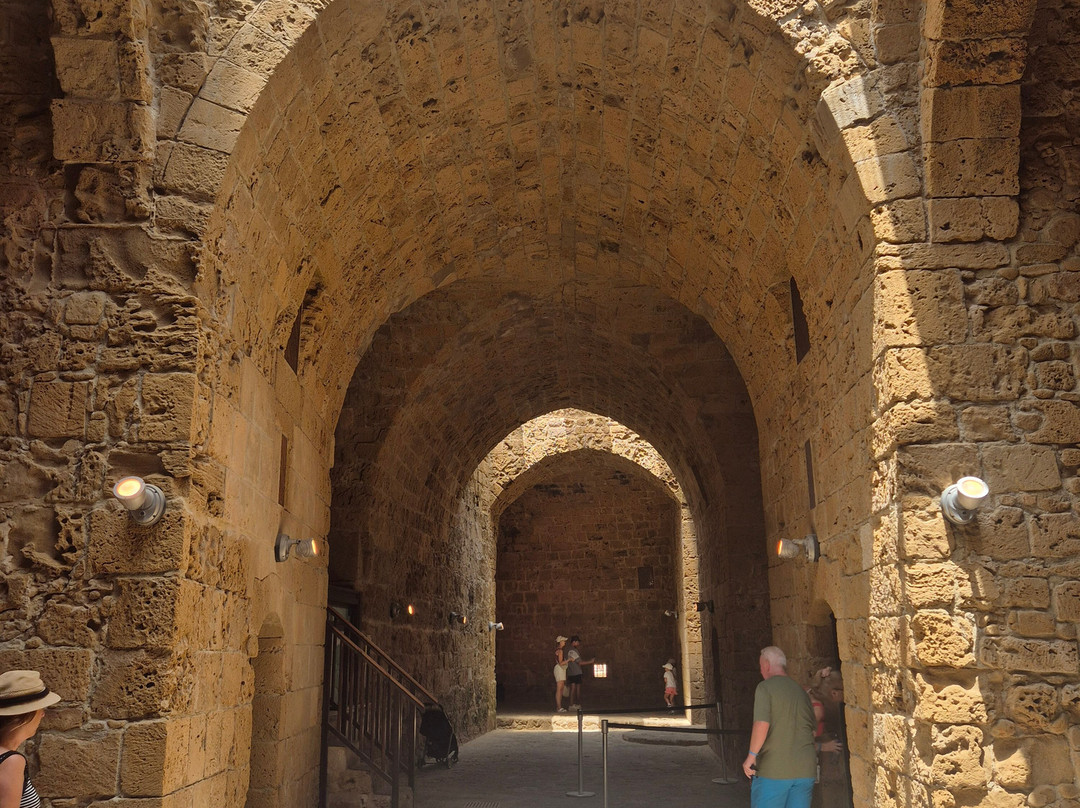 St. Georgios Church, Basilica & Rock Tombs-帕福斯必去景点