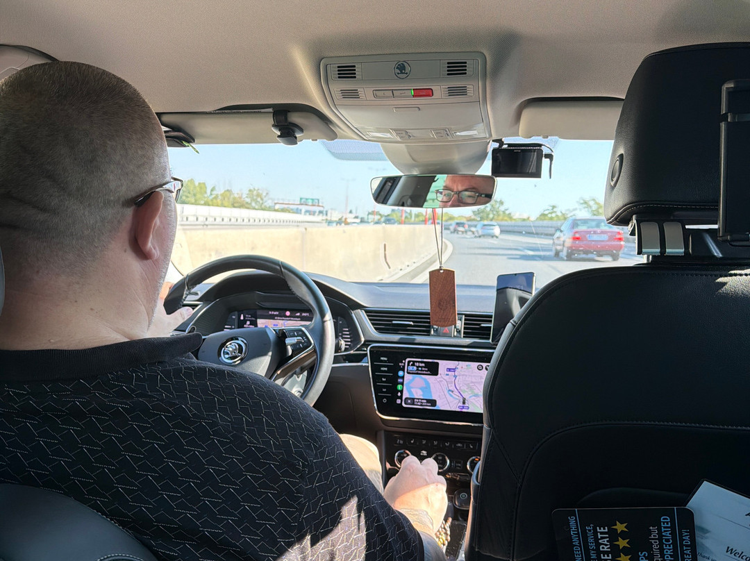 AIRPORT DRIVER® Czech Republic-奥洛穆克必去景点