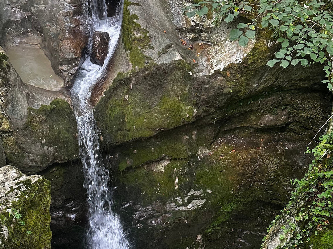 Kozjak Waterfalls-Kobarid必去景点