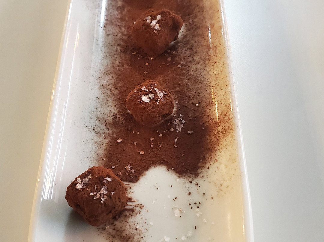 加特布兰卡布里莎加布酒店主图