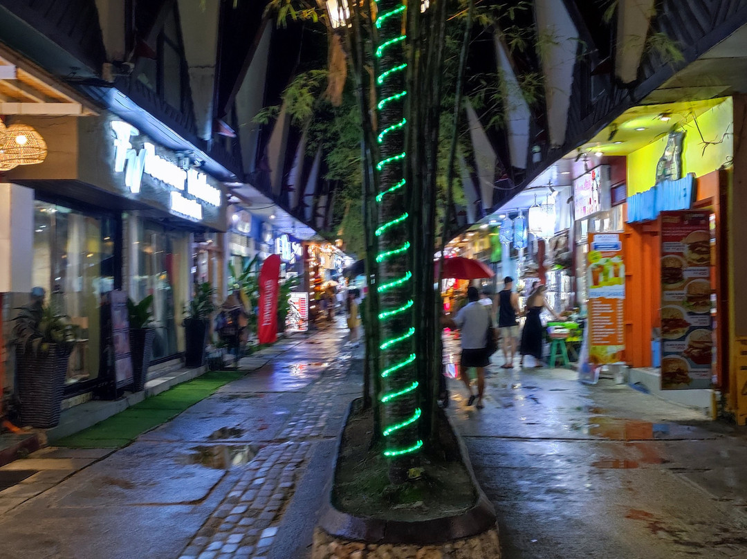 长滩D'Mall购物区-长滩岛必去景点