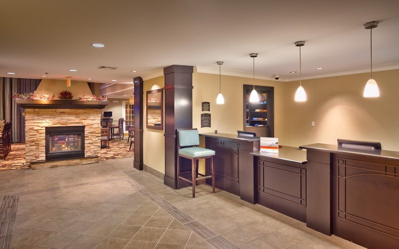 Staybridge Suites 皮奥里亚- DOWNTOWN主图