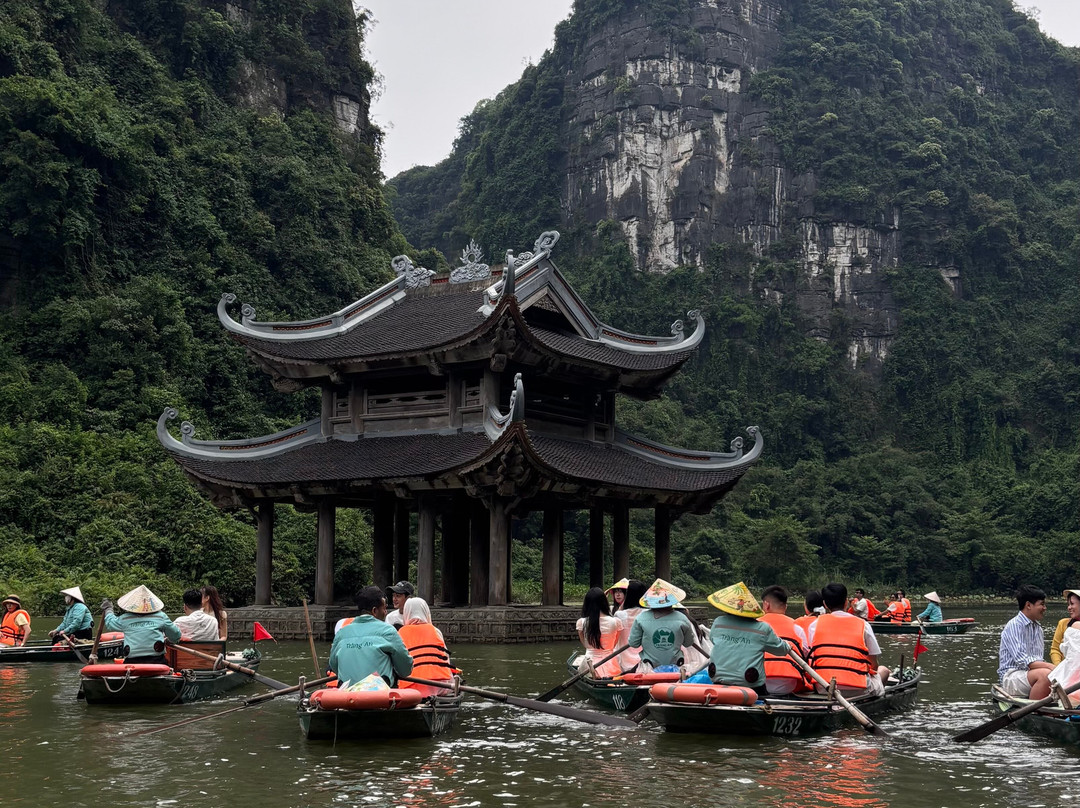 Go Asia Travel-Long Bien必去景点