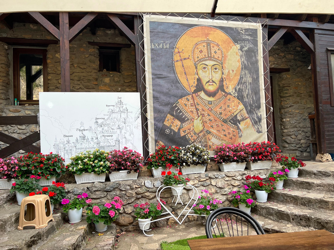 Holy Archangels Monastery-普里兹伦必去景点